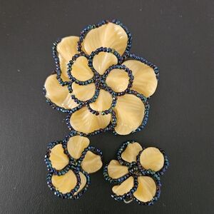 Vintage Yellow Flower Bead Trim Jewelry Set - Women's Earrings and Brooch